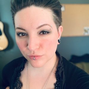 Meet your Posher, Amber